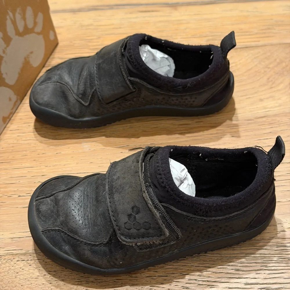 Vivo Barefoot Kids Black Sneakers - Picture 4 of 6